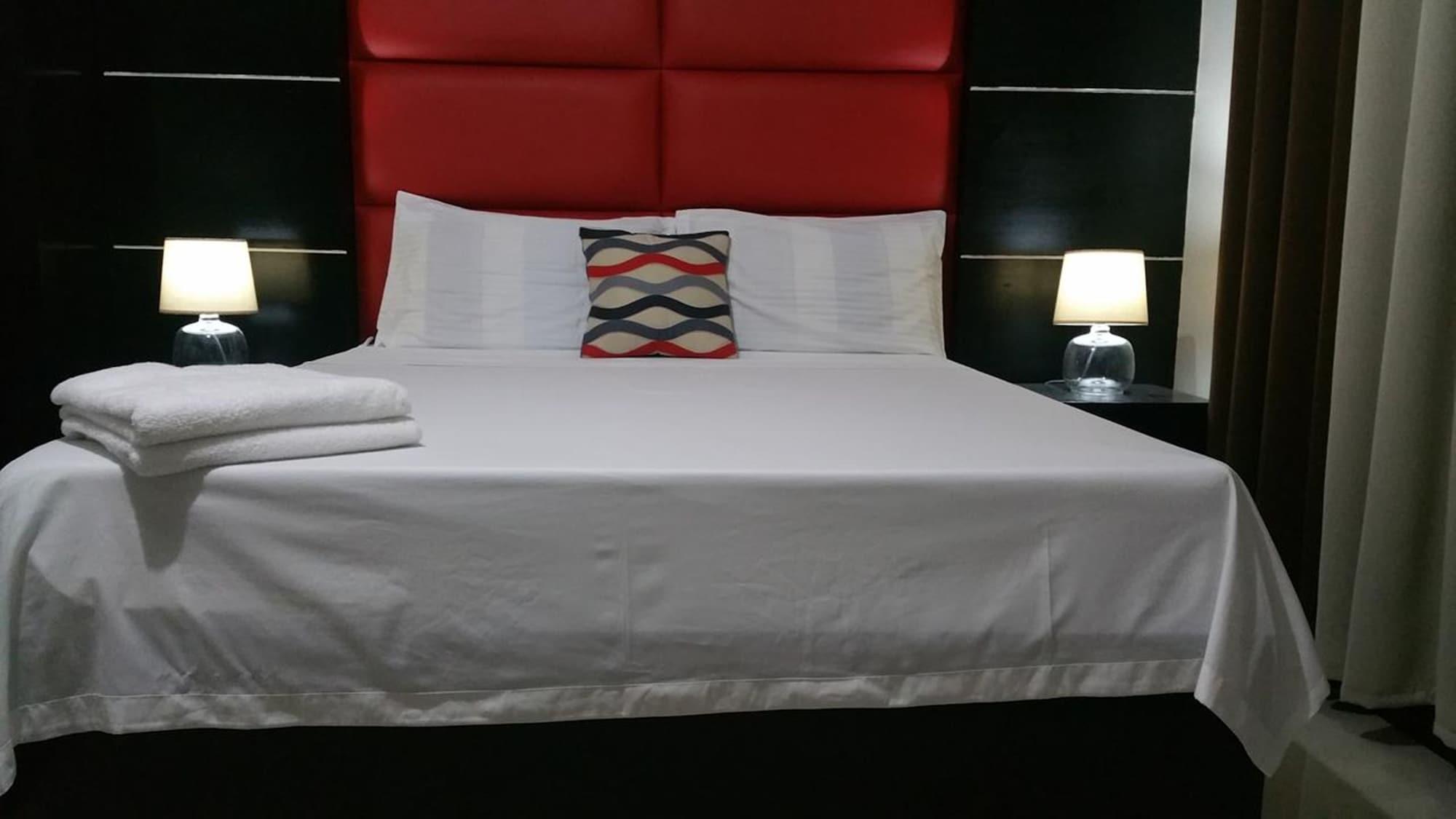 ลักชัวรี สวีท 5 Aparthotel อังเฮเลส ภายนอก รูปภาพ