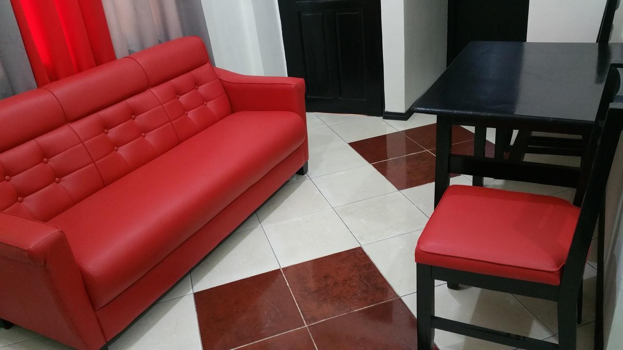 ลักชัวรี สวีท 5 Aparthotel อังเฮเลส ภายนอก รูปภาพ