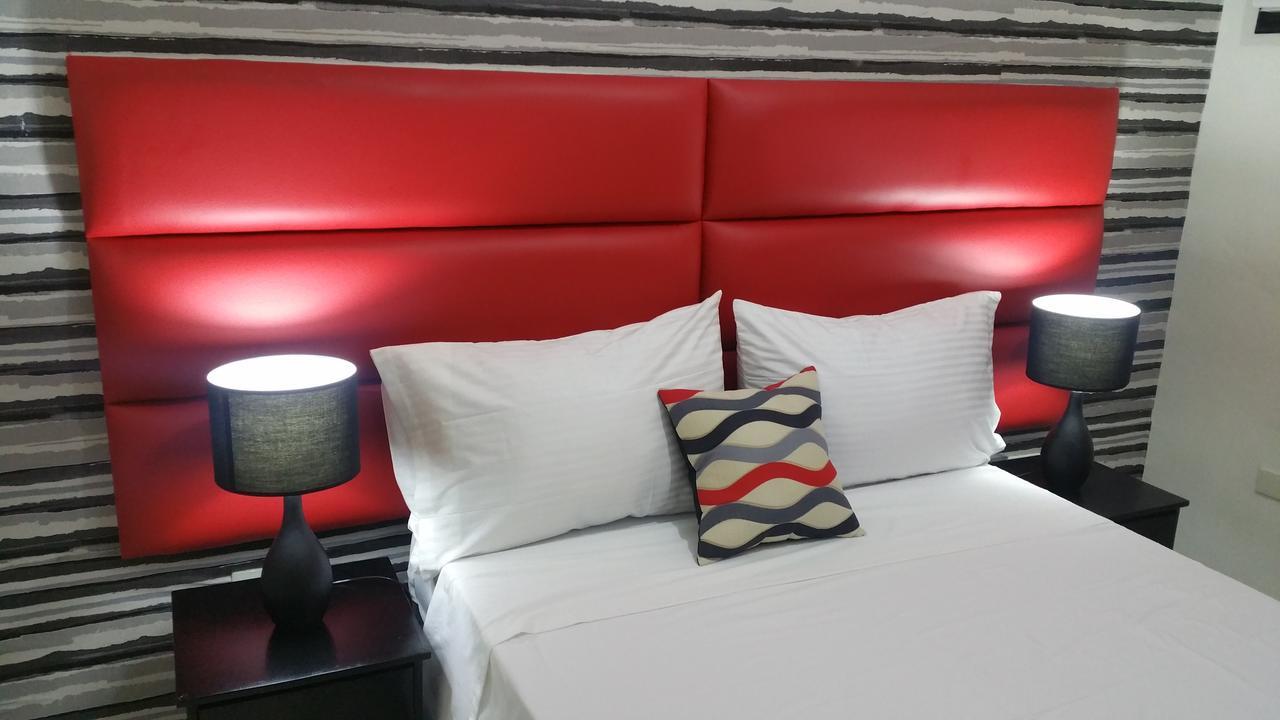 ลักชัวรี สวีท 5 Aparthotel อังเฮเลส ภายนอก รูปภาพ